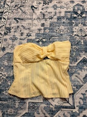 Francescas light Yellow Strapless Twist-Front Women's Top